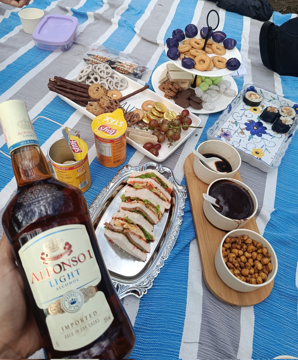so_leneeee's tweet photo. TNX SA ALAK, BEH!! HAHAHAHA https://t.co/0DSJ4nXAnb