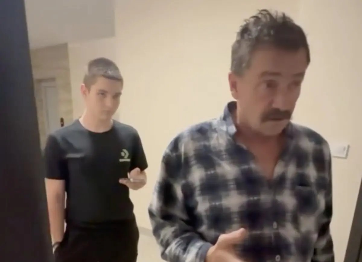 На Львівщині пораненого ветерана “Азова” побили сусіди через шум від милиці 

Як виявилось, сусіди з Запоріжжя, яке і захищав поранений боєць 
ВІДЕО: inforesist.org/ua/na-lpvivshh…