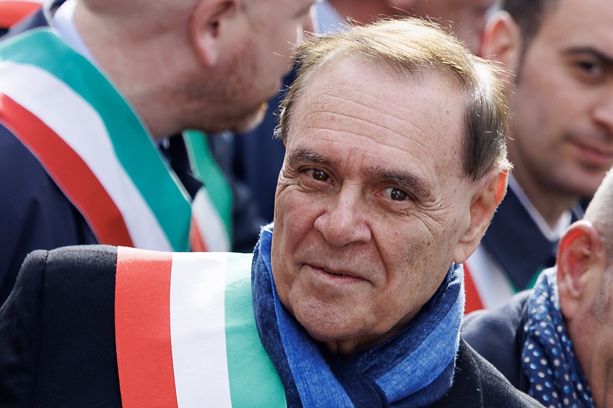 tempoweb's tweet image. Intervista a Clemente #Mastella: “#Campania? Se Vincenzo #DeLuca spinge a non votare gli alleati alla fine farà vincere Edmondo #Cirielli”

#elezioni #regionali #17novembre #iltempoquotidiano 

iltempo.it/politica/2025/…