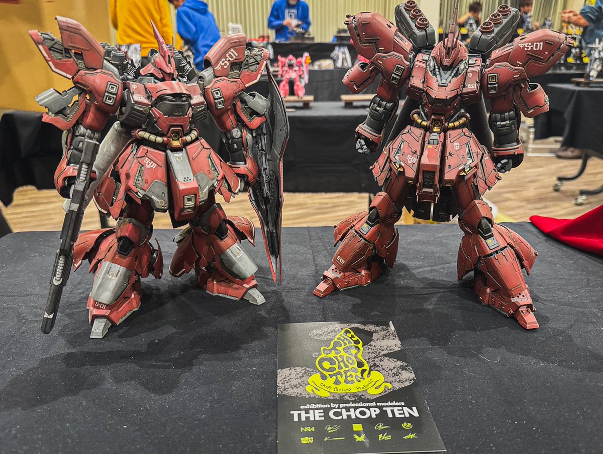 #シャア・アズナブル生誕祭2025
清水圭さんのサザビーと合わせ撮らせてもらいましたー！！感激！！
#チョップテン