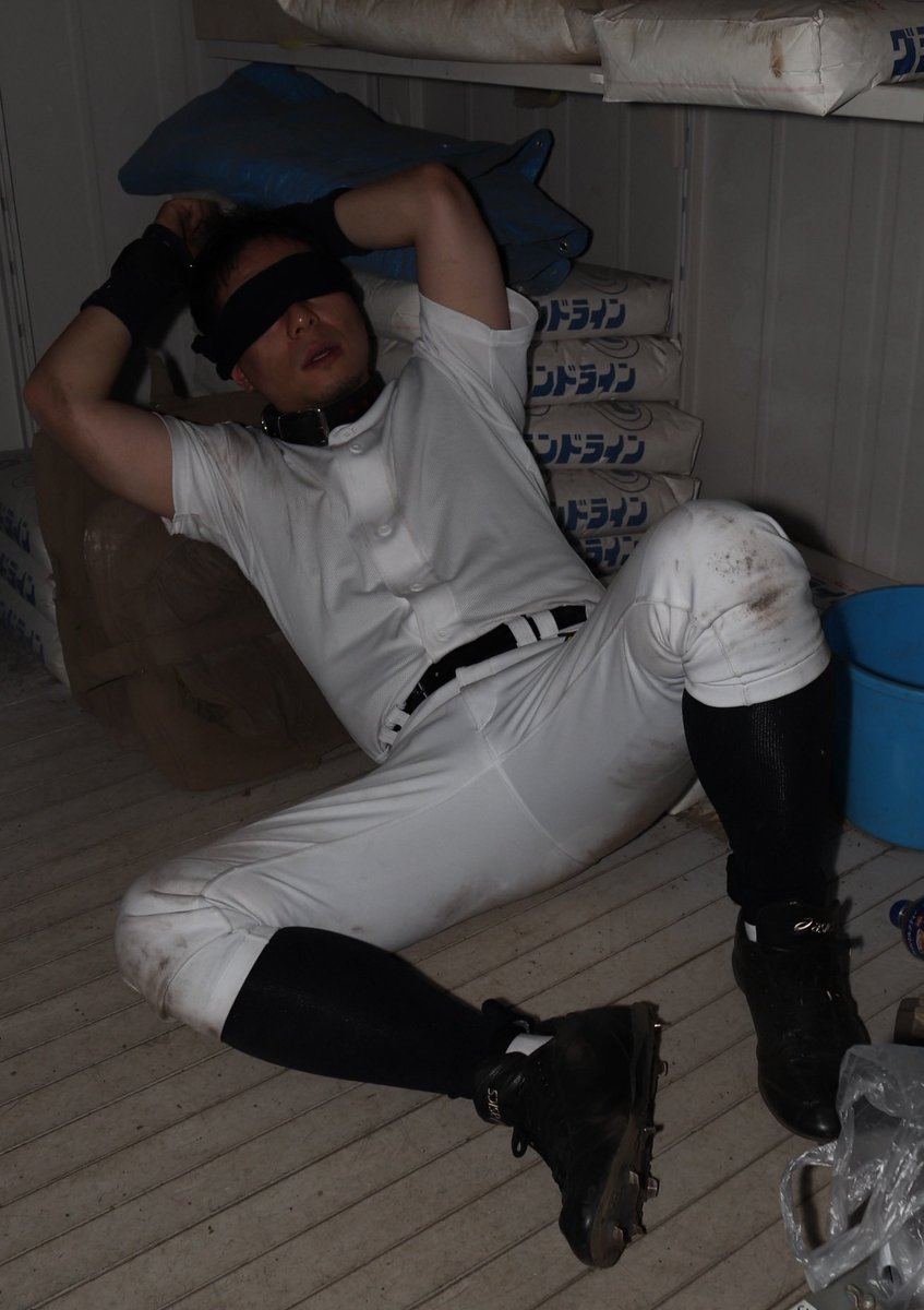 まるくろ tweet media