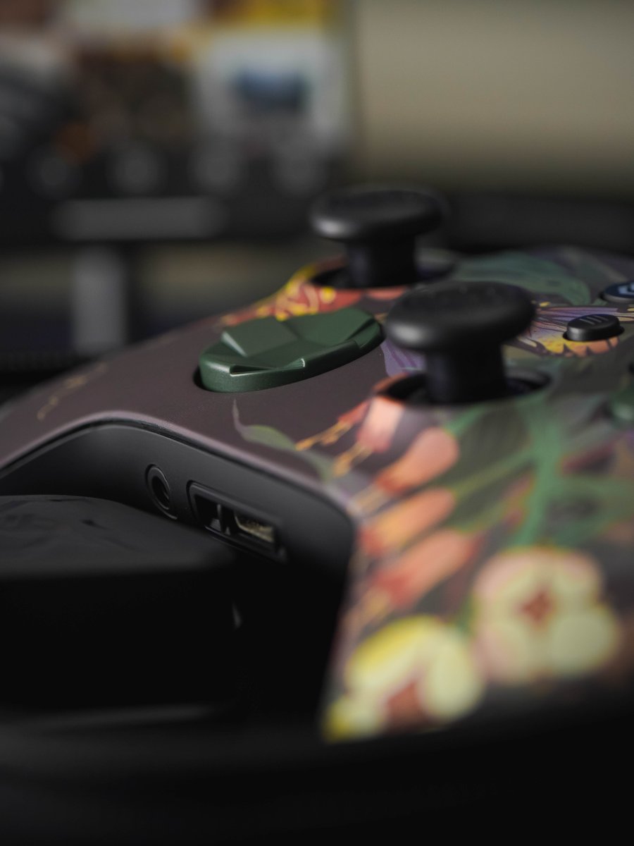 HexController's tweet image. Mysterious Garden