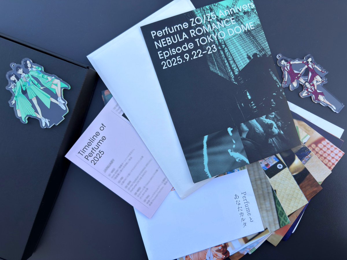 Perfume_Staff's tweet image. 【From P.T.A.】

今回も製作中の様子をお届け👀
「P.T.A.」会員の皆さんに毎年お届けしている
アレ…!?🧐

詳細はまもなくお知らせします💬

#prfm