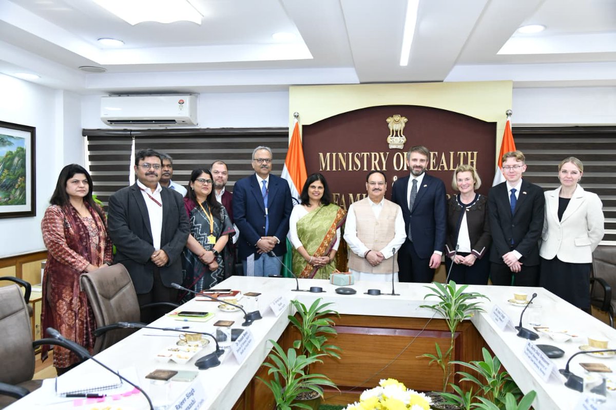 Met with Mr. Jan Christian Vestre, Health Minister of Norway, in New Delhi today. 

I proposed signing of MoUs for furthering our collaboration in health and medicine as well as drug regulation. Discussed India’s priorities in digital health, human resource development, maternal