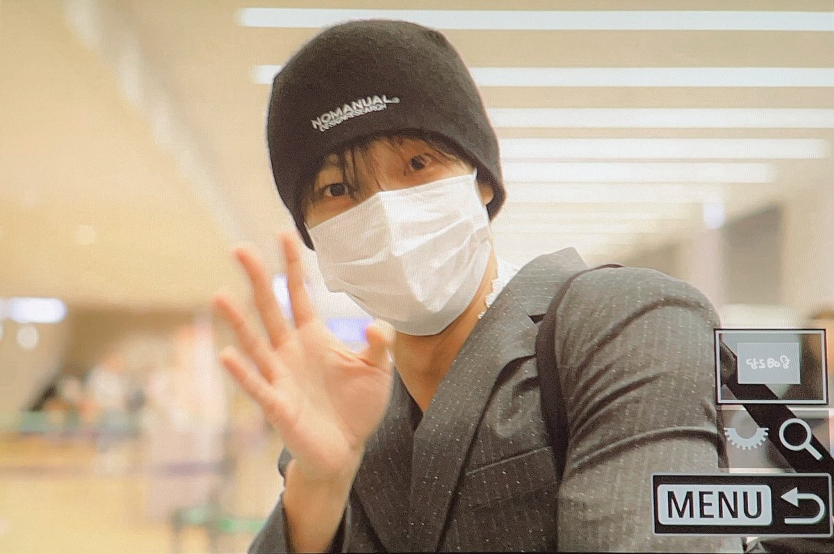 251117 ICN pre
허니 한국왔댜아아♥👋🏻👋🏻

#동헌 #DONGHEON
#베리베리 #VERIVERY <a href="/by_verivery/">VERIVERY</a>