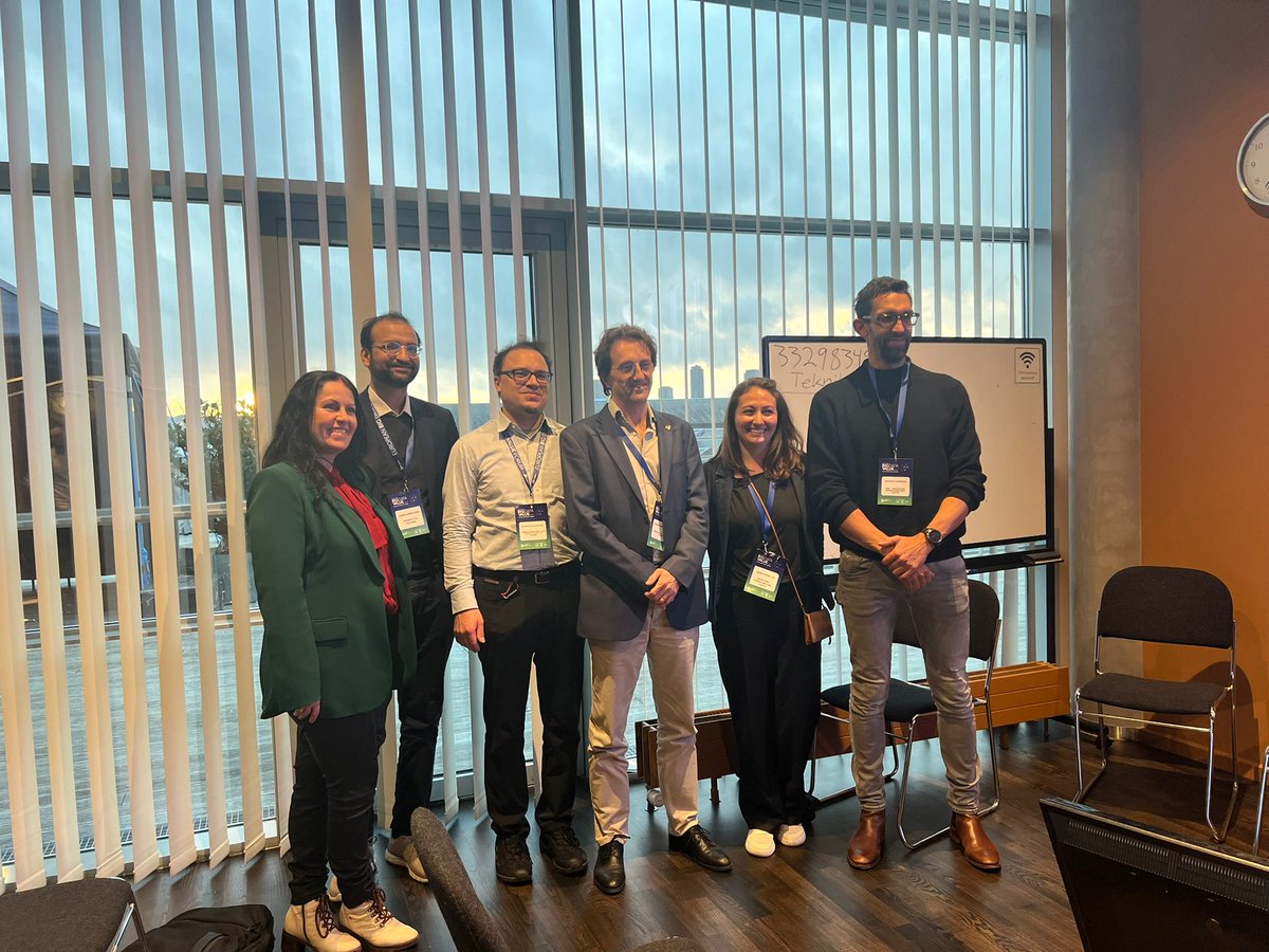 Neardata2023's tweet image. Huge thanks to @pedrotgn for the excellent representation of the @Neardata2023 during the #DataNexusCluster session at #EBDVF25! 🇩🇰

Great job showcasing our vision and results 🚀

A big shout-out to our partners:
@BSC_CNS @Neardata2023 @EXA4MIND @graphmassivizer