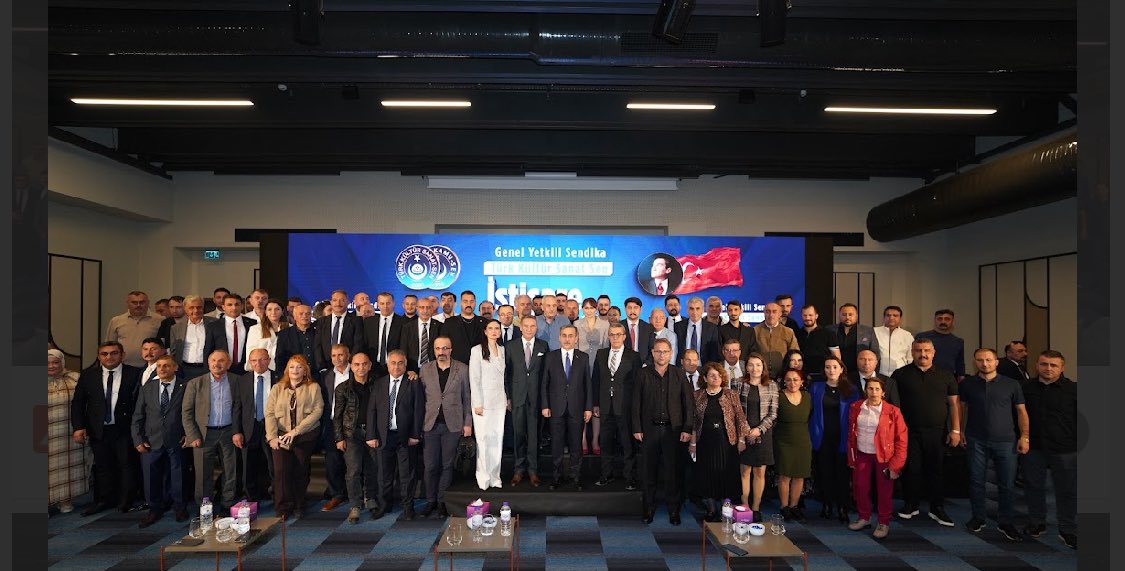 OnderKahveci's tweet photo. Kültür ve Sanat hizmet kolunda yetkiyi alarak toplu sözleşme masasında son derece önemli kazanımlara imza atan Türk Kültür Sanat-Sen’imizin düzenlediği Eğitim ve İstişare toplantısına katılım sağladım. 

Teşkilatımızın daha da güçlenerek yoluna kararlılıkla devam edeceğine inancımız tamdır.

Türk Kültür Sanat-Sen’in düzenlemiş olduğu İstişare toplantısının hayırlara vesile olmasını temenni ediyor, tüm arkadaşlarımıza çalışmalarında başarılar diliyorum.
@ugryldrm_