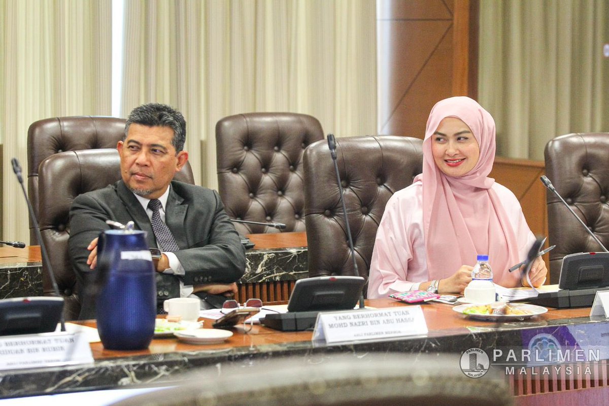 Rara ✨ tweet media