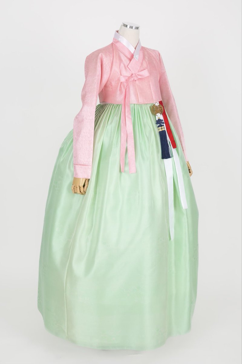 분홍저고리에 옥색치마🩷💚