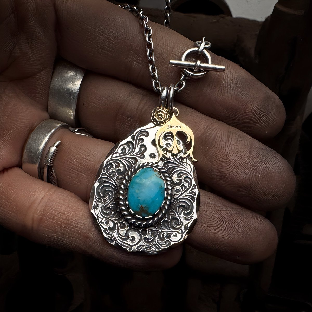 Jinnys_kunimoto's tweet image. Jinny&apos;s 喜び工房
（Yorokobi Jewelry Works）

Arabesque Metal
SEM（K18YG）
Turquoise

Eagle charm（SV/K18YG）
