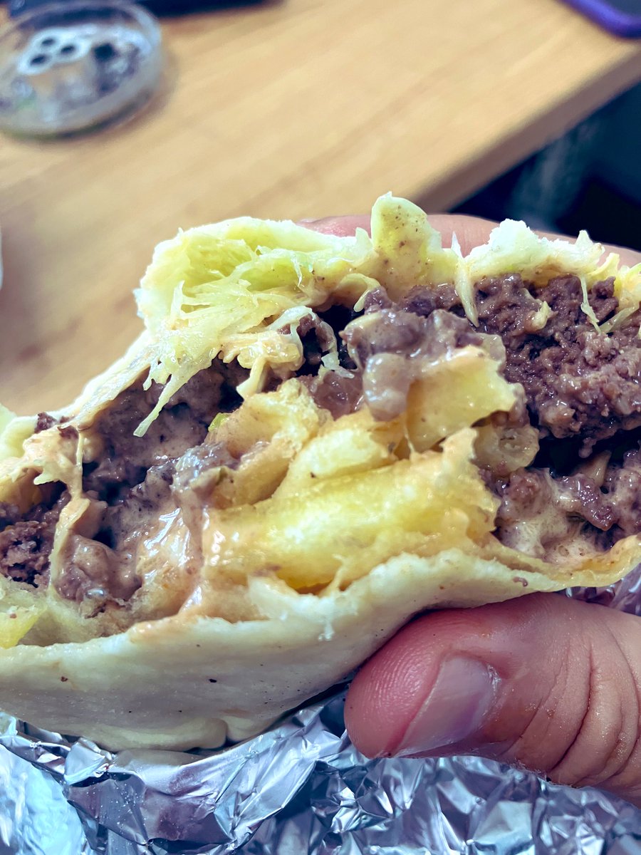 yamaumi2se's tweet image. 日本限定⁉️の牛肉ケバブは美味いよね😋
#GIGS