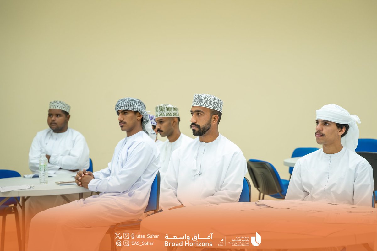 #يوتاس_صحار

نفذت جامعة التقنية والعلوم التطبيقية بصحار برنامجاً تدريبياً مكثفاً لمدة خمسة أيام مخصص للباحثين عن عمل، بالتعاون مع فريق تكافل صحار الخيري، بهدف تطوير المهارات المهنية وتعزيز جاهزية المشاركين لسوق العمل. ويعكس البرنامج رؤية الجامعة في تمكين الباحثين عن عمل، من خلال
