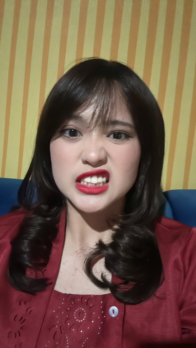 Adelreva tweet media