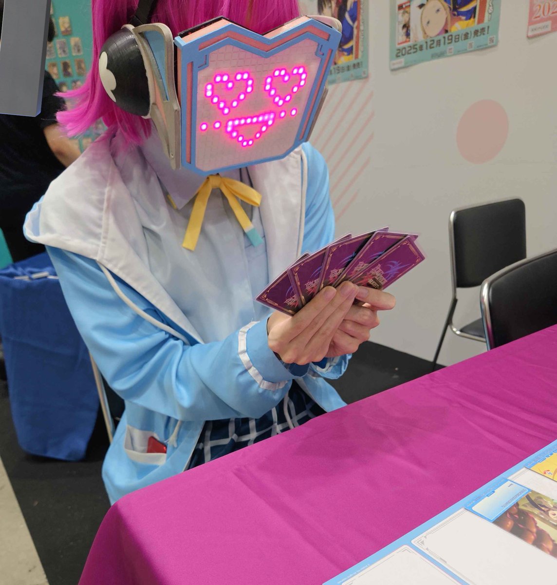 #KPF2025
「絶対璃奈ちゃん手札良いだろｗ」って観戦オタクにメッチャ笑われてた時の写真