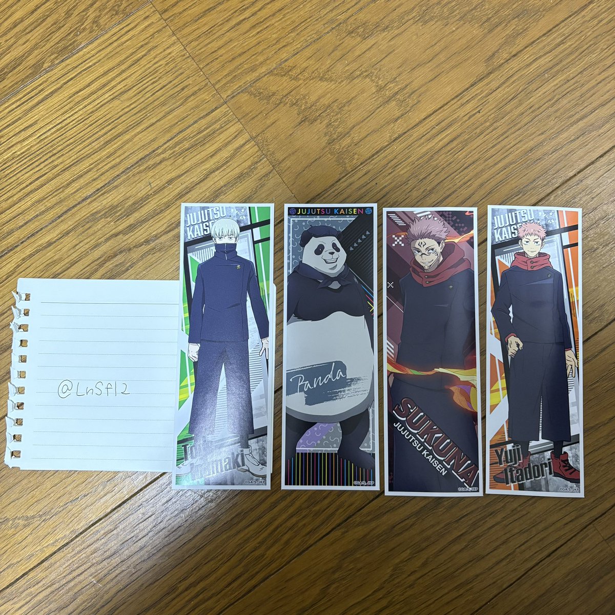 LnSfl2's tweet photo. 呪術廻戦 交換 買取

譲 百均 ロングステッカー
画像のもの

求 夏油 スペシャルステッカー＞ノーマルステッカー

郵送でのお取引 
フォロワーが少ないため一時的相互フォローにつき先送り対応可能です。 https://t.co/0hwBF64Vkt