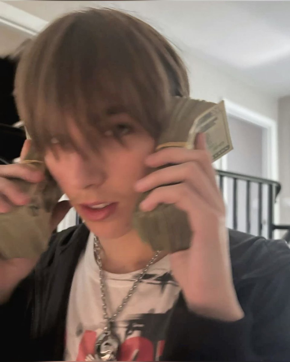 naelsobased's tweet image. rip to a great one, sad asf 💔