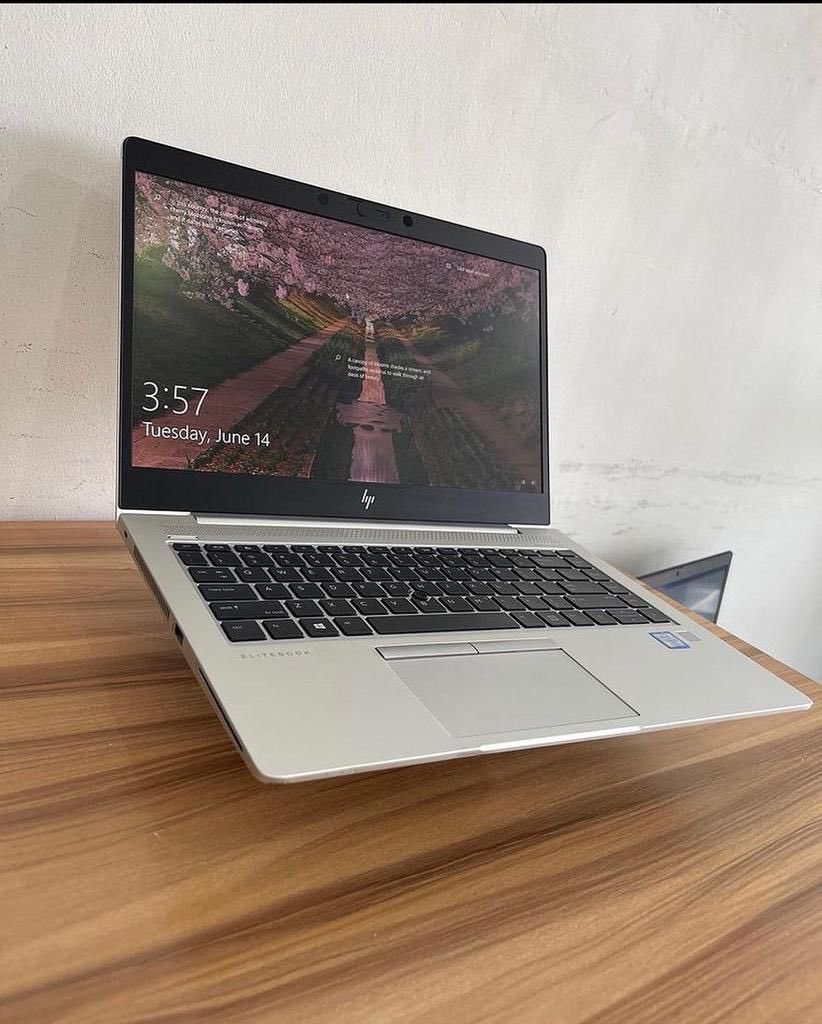 besttechghana's tweet image. HP EliteBook 840 G6 Touchscreen 
🍁Intel®️Core i5 Processor 8 cores
🍁8th generation
🍁256 Solid State Drive
🍁8 Gigabyte Ram ddr4
🍁14 inch FHD Screen
🍁Keyboard Backlight
🍁Face ID Sensor

Price :4,500🔥

Call☎️- 0247228888
WHATSAPP - wa.link/07vgo7

{ DR Congo Nigeria