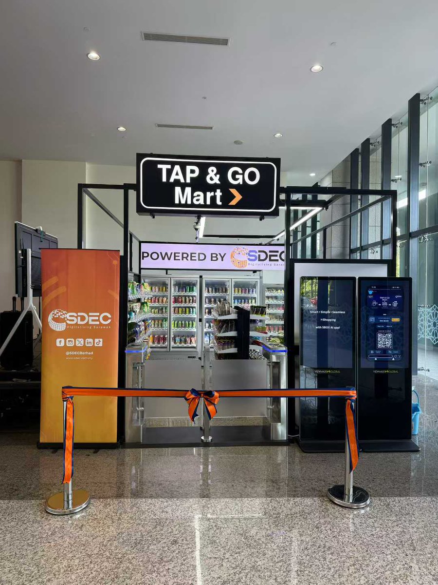 CloudpickTech's tweet image. 🇲🇾 Malaysia&apos;s first AI-powered unmanned store is here!
Tap &amp;amp; Go Mart in Sarawak lets shoppers scan → pick → walk out — with AI handling checkout automatically.
Proud to support this milestone in Malaysia’s smart retail journey.

#Cloudpick #AI #SmartRetail #Malaysia