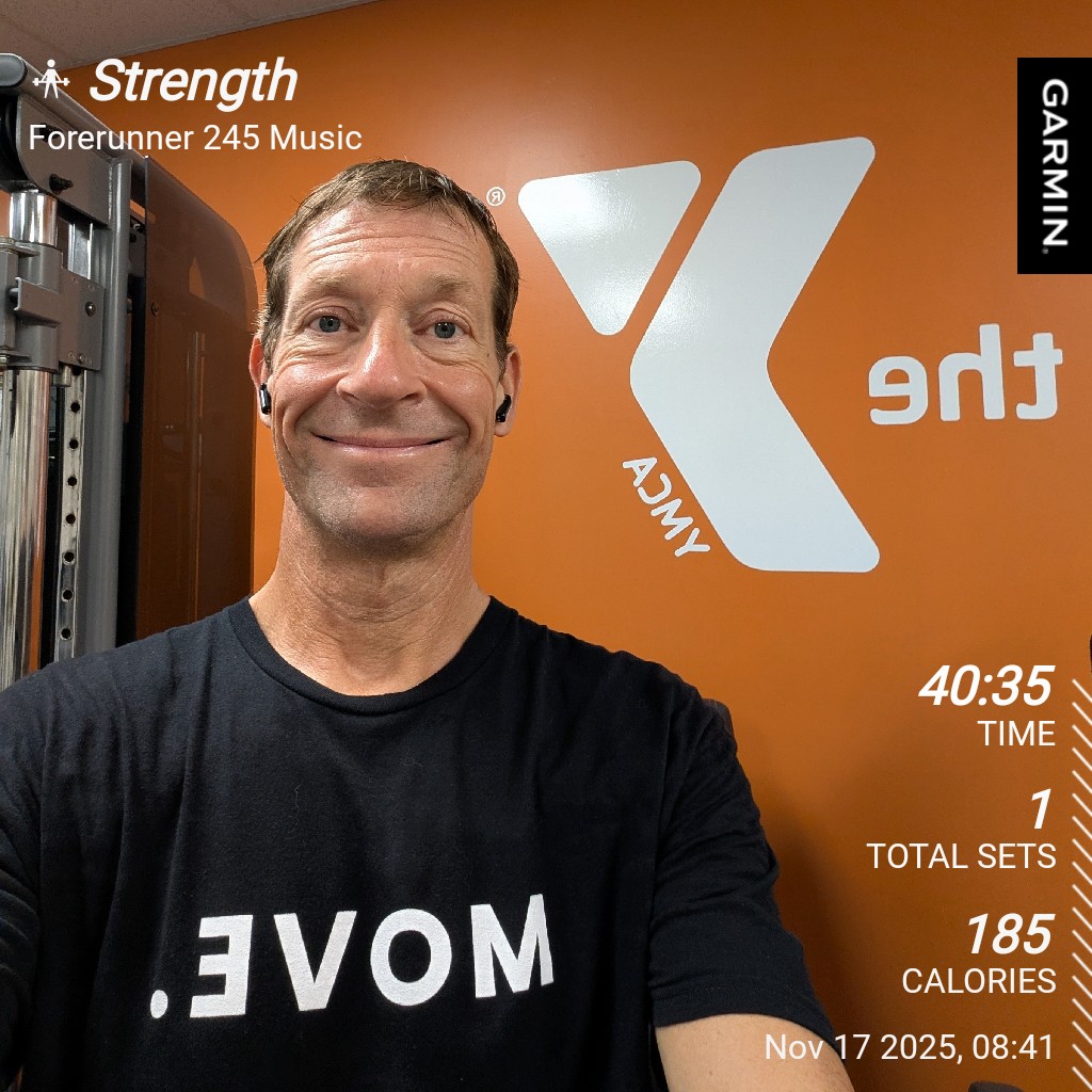 geoffcbrown's tweet image. Training at the Y today… and eventually at YMCAs all over the map. 🚀 Let's Connect on STRAVA 👉
strava.com/athletes/geoff…
#YMCA #MOVE #training #gym #weightlifting