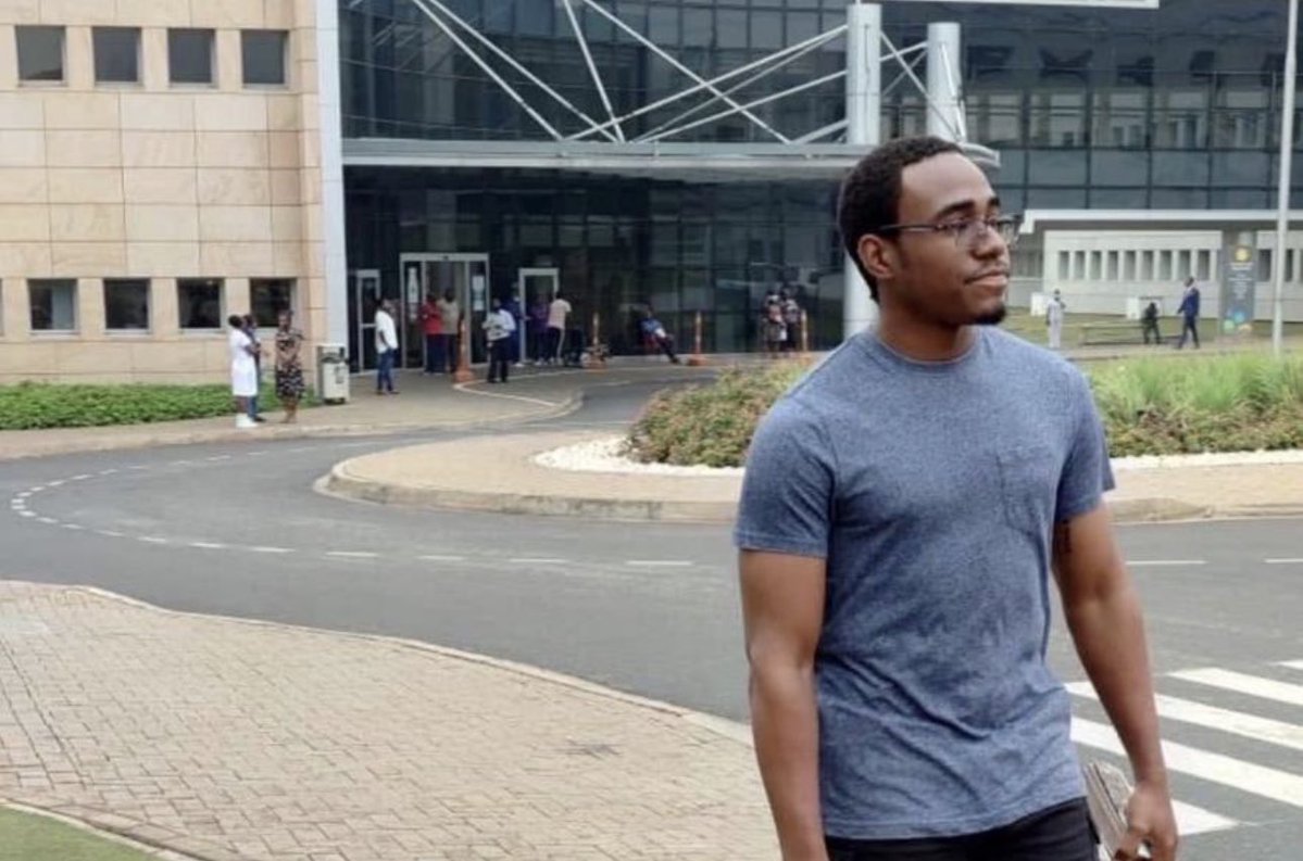 My deepest condolences to the family, friends,and colleagues of Mawutor Dedey, the Level 300 Medical student who sadly passed away yesterday.This is a heartbreaking moment for our entire university community.To every student: your life matters.suicide is not an option