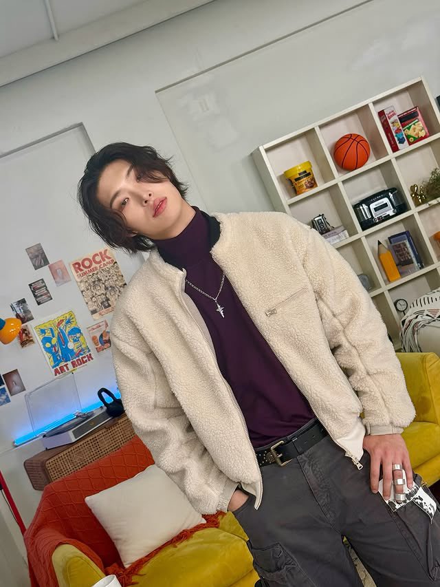 yunwoogispace's tweet image. [251117] @/fixon_n_on 🐥🖼️ | IG update 

Halpy Birthday #fixon

#MINGI #ATEEZ #민기 #에이티즈