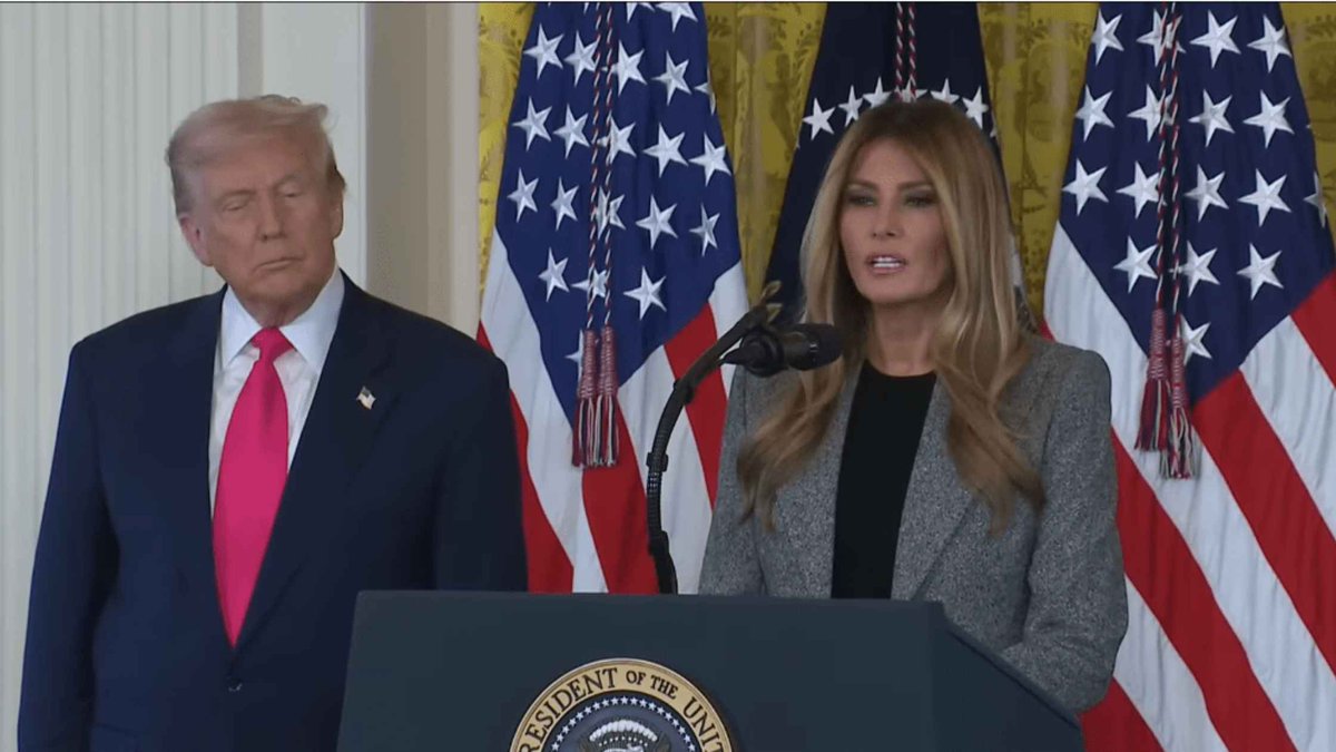 RevTranscripts's tweet image. Donald and Melania Trump announce the signing of an executive order for the  &quot;Fostering the Future&quot; initiative. Read the transcript here. rev.com/transcripts/ex…