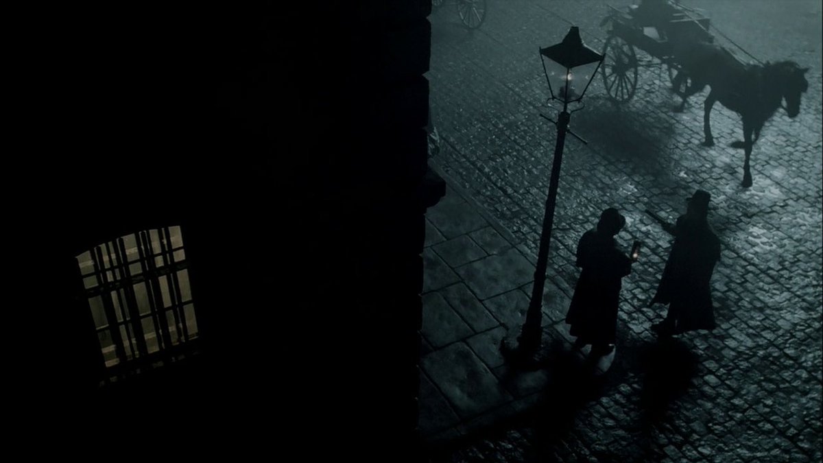 KI11ERKLOWNS's tweet photo. sleepy hollow was released on this day in 1999 https://t.co/TWiXwXPLcu