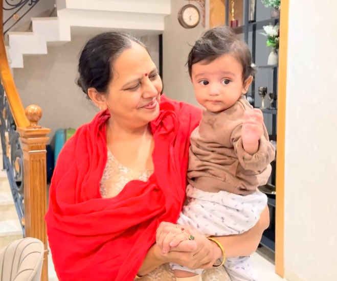 Arc0201409Armor's tweet image. Komal Di Vlog is out! Watch and stream for some more fun moments with cuties Anvay, Varanya and Elvish.

Family moments are precious 🫰🏻.

youtu.be/v_1sm04k8H0?si…

@ElvishYadav #ElvishYadav #ElvishArmy #ElvishRaosahab