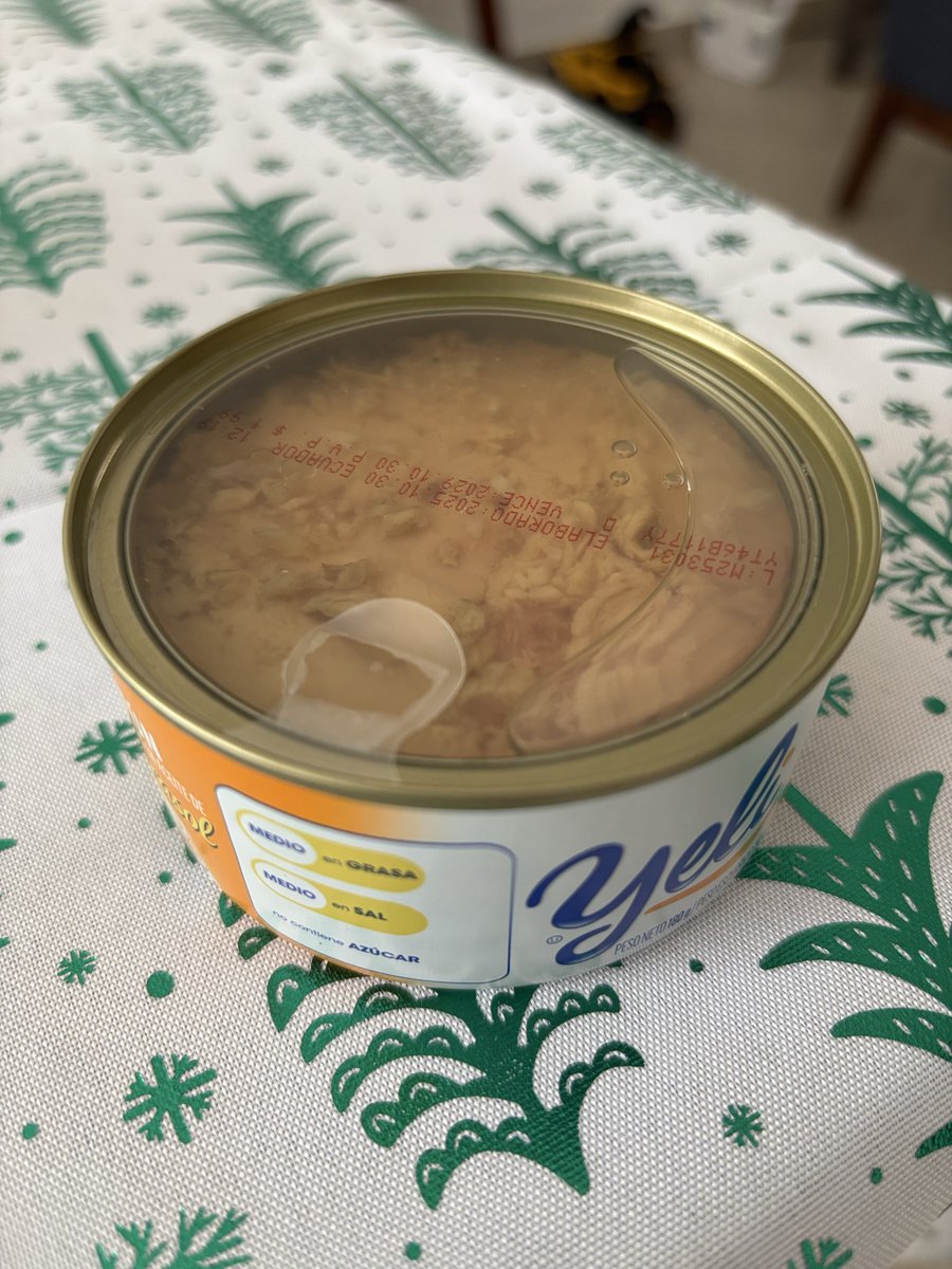 Atrévete a ver lo que comes. El atún Yeli te quita la lata... ¡y la duda! Transparencia real, sabor Yeli. 

Es algo para mí, nuevo
Porque no es común ver este tipo de empaque de atún m, donde la tapa es de plástico y trasnparente 😅