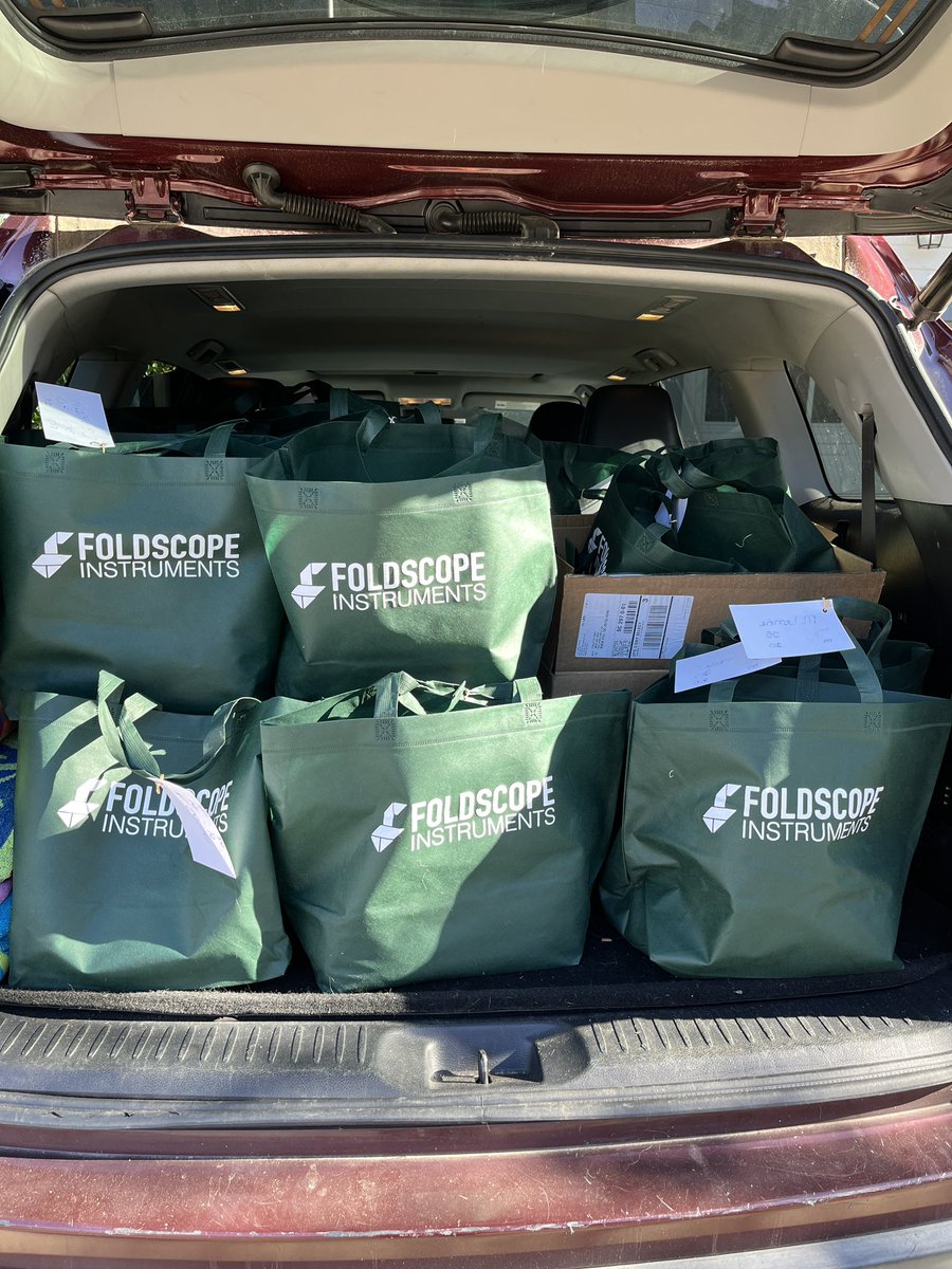 hollyastuart's tweet image. Heading out to do some @TeamFoldscope training at @lenoirrhyne and @appstate - Hickory campus!