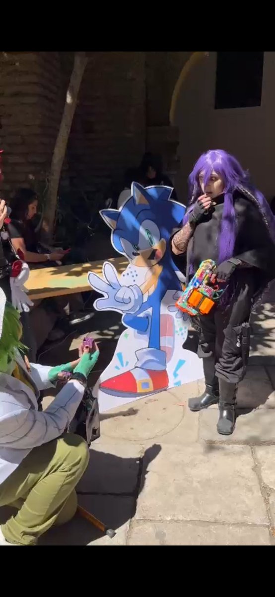 outlanderfrog's tweet photo. My fiancee @Cursedporo proposed
During Sonic Fanstars
Cosplaying as Clutch &amp; Mimic

❤️❤️❤️❤️❤️⭐️⭐️❤️❤️❤️❤️❤️ https://t.co/nxiSvvJvMf