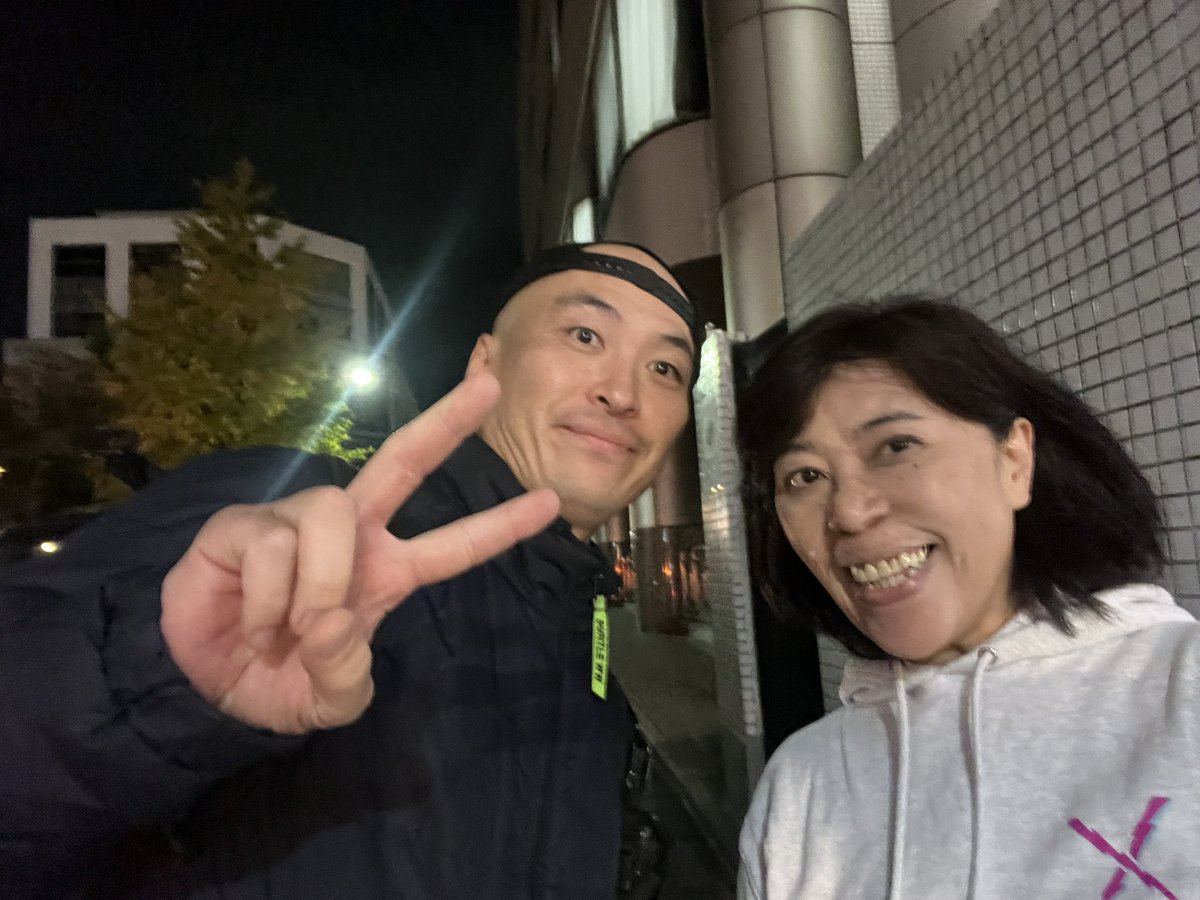 a_foomin's tweet image. X-DASH最高でした。
大阪では号泣って書いてたから同じになると思いきや、楽しさMAX。笑顔で歌いまくってたけど、コントレイルが始まった瞬間、号泣でした。
もうどうしたってB-DASHだよね！
出待ちで最後に駆け込みシェルターリクエストしたら感触良かったですよ。
皆さん乞うご期待😊
#XDASH
#BDASH