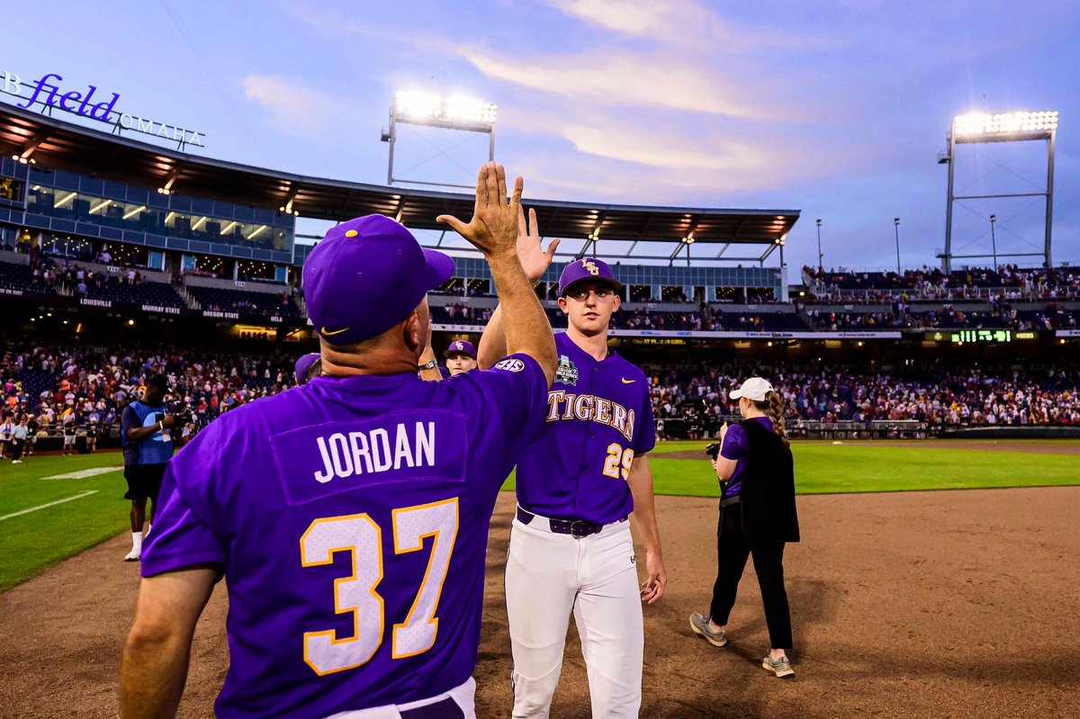 LSU Baseball tweet media