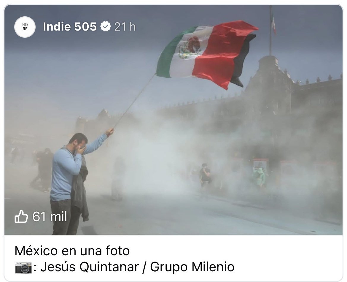 La presirvientA salió a chillar por esta foto de Jesús Quintanar de <a href="/Milenio/">Milenio</a> porque muestra la realidad del país.

No le vayan a dar RT porque se pone malita.

#15N
#FueClaudia