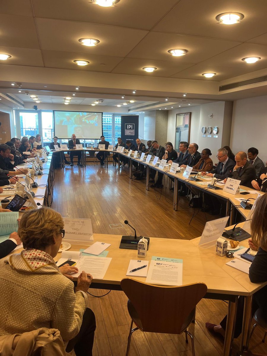 ChallengesForum's tweet image. 📍Nov 6, we together with @ipinst &amp;amp; partners gathered leaders, experts &amp;amp; UN officials for a discussion on “UN Police and the Future of Peace Operations”.Exploring how @UNPOL protects civilians,engages communities, builds capacity &amp;amp; adapts to evolving conflicts &amp;amp; lighter missions.