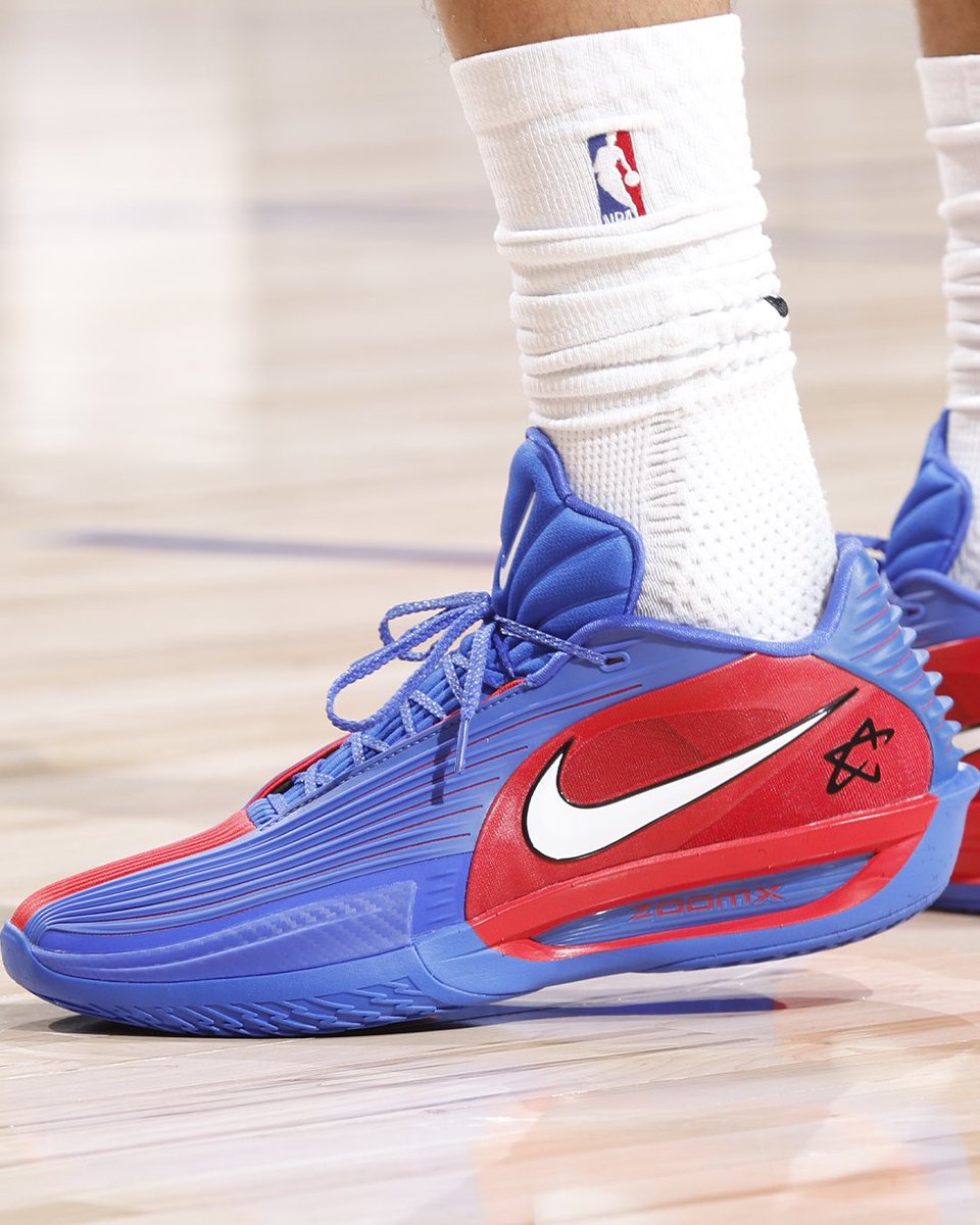 cade cunningham nike shoes