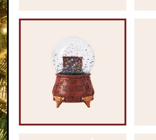 aurorabora518's tweet image. If i miss this because of bunch of people are tiktok couldn&apos;t shut their mouths about the holiday drops then you&apos;ll never hear the end of it from me. 😡😭😫