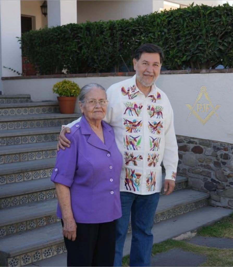 Me mandaron una foto de cuando el apestoso de Noroña iba a Badiraguato por su domingo.