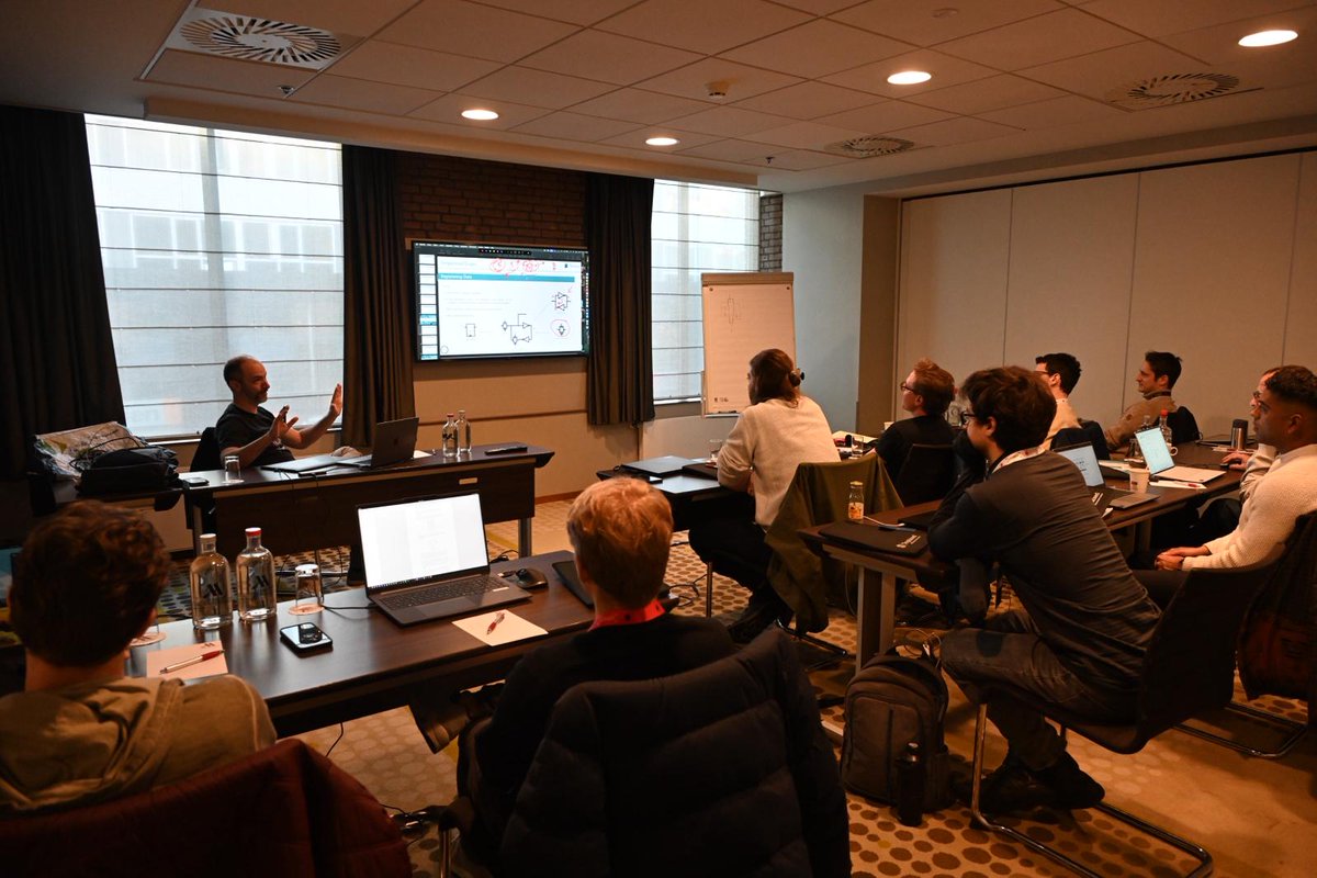 hardwear_io's tweet image. 🕵️‍♂️ @reivilo_t at #hw_ioNL2025 is breaking down circuit behaviour and scrambling techniques like engineers in a heist movie planning the big reveal. 

Know More: hardwear.io/netherlands-20…

#integratedcircuits #reverseengineering #ROM