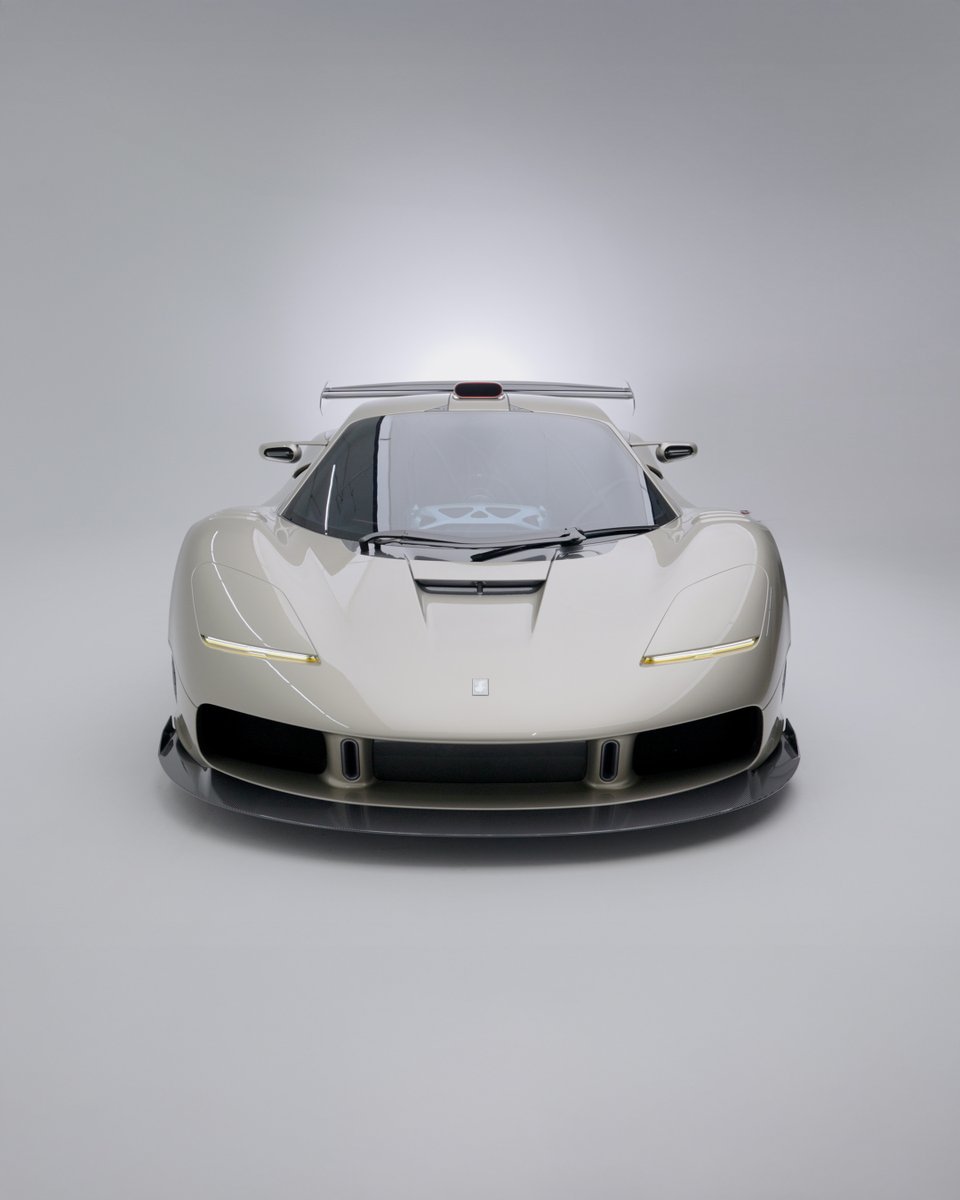 rmsothebys's tweet image. THE NE PLUS ULTRA.

When Gordon Murray unveiled the McLaren F1 in 1992, he forever changed the world of automotive design. His vision—driven not by the pursuit of power, or speed, or fashion—bordered on perfection. A car so ambitious, so advanced, and so far beyond any rivals…