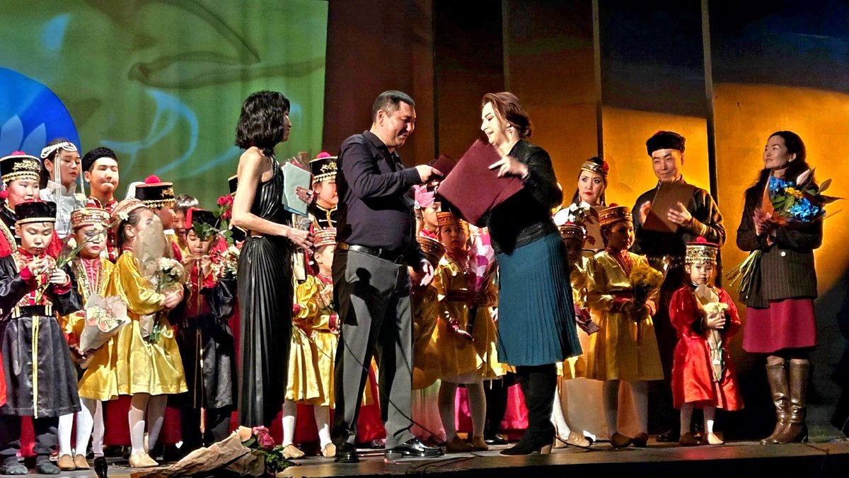 CMSusanZhuang's tweet photo. My team proudly honored the Kalmyk Dance Ensemble this weekend @BMSBrooklyn . Thank you to the Kalmyk community for sharing your culture with District 43.
#District43 #Brooklyn #NYCEVENT https://t.co/1bojUexC3k