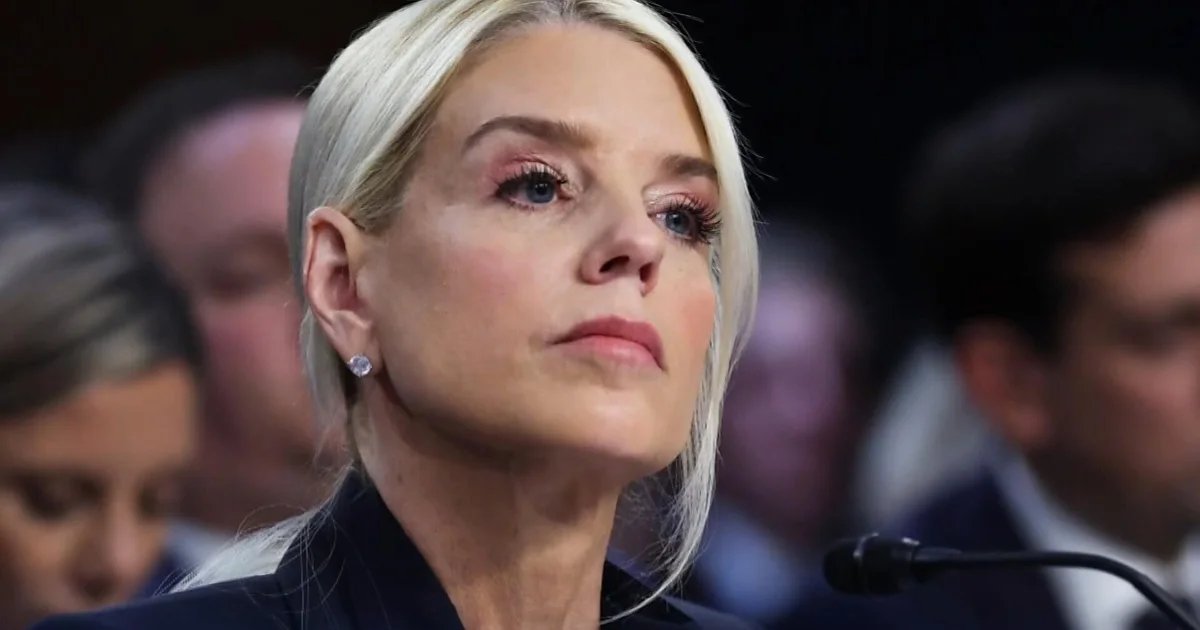 OccupyDemocrats's tweet image. The federal government on Saturday dismissed charges against a Utah plastic surgeon accused of throwing away Covid-19 vaccines, giving children saline shots instead of the vaccine and selling faked vaccination cards.

U.S. Attorney General Pam Bondi said in a post on the social…