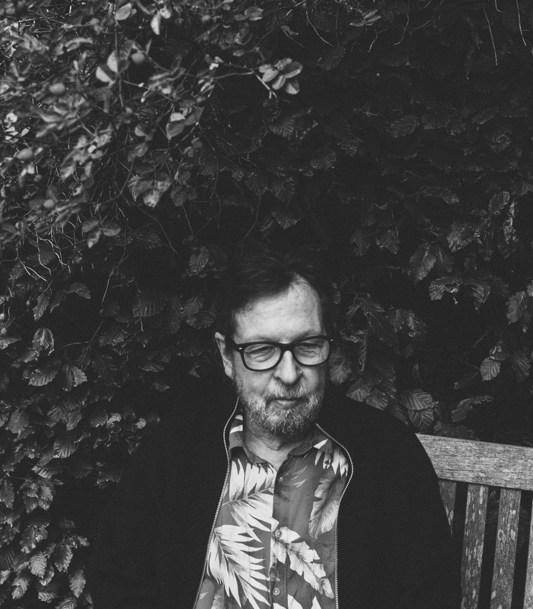 Nuovi progetti per Lars von Trier. Annunciati al Festival del Cinema Europeo di Lecce il nuovo film "After" e un progetto monumentale di 100 episodi. Letto un messaggio del regista da Louise Vesth, produttrice di Zentropa.

rbcasting.com/?p=157928