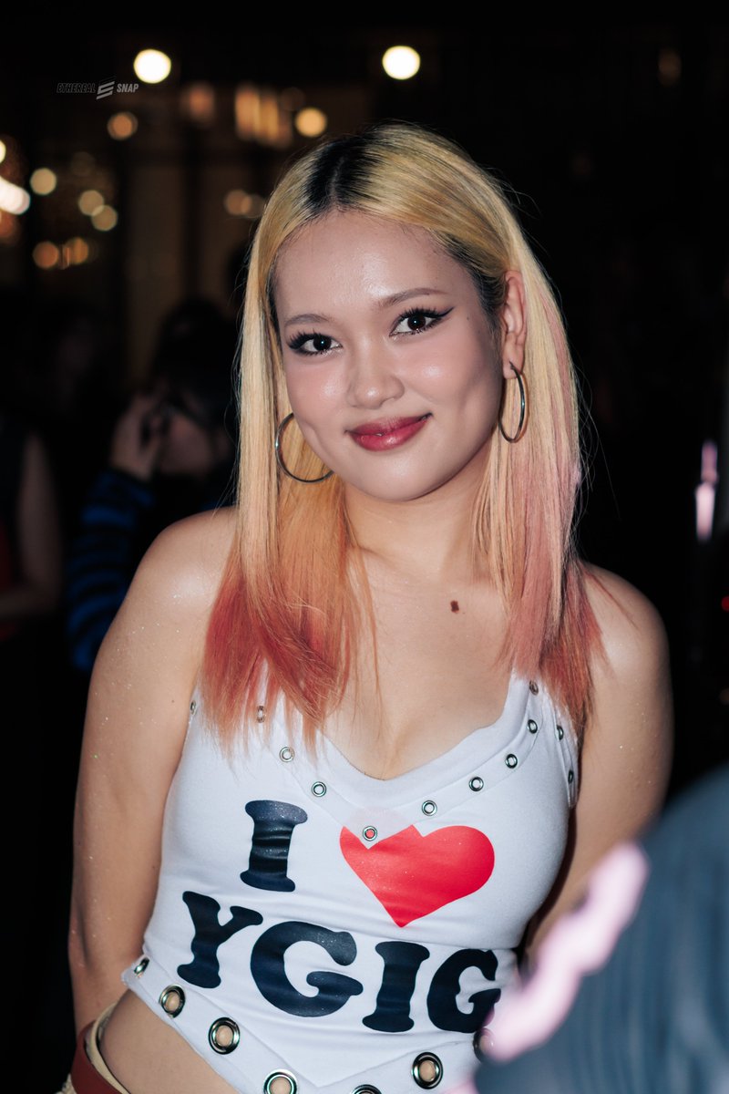 EtherealSnap's tweet image. 251117 YGIG Hazelyn
⌜ Wishbus - Estancia ⌟

#YGIG #YGIGWishBusComeback #HAZELYN