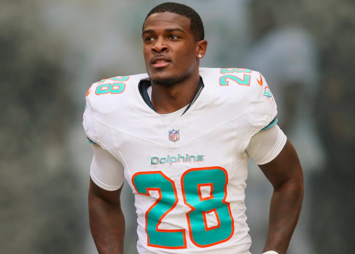 NFL_Convo's tweet image. The only Running Back without a single digit game this season….

One of one👑