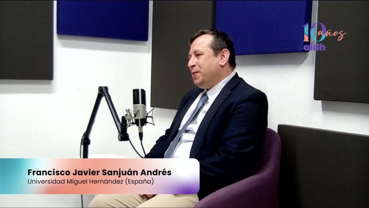 El Vicedecano del Grado en Ciencias Políticas y Gestión Pública, Francisco Sanjuán, ha sido entrevistado por la <a href="/AcademiaIDH/">Academia IDH</a> en México. 

👉 Episodio disponible en:

Youtube: bit.ly/4paeGvD
Spotify: bit.ly/4oI5NcU
Amazon Music: bit.ly/4erRVPC