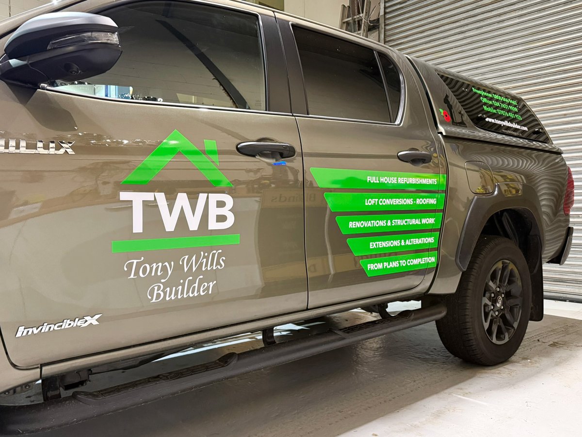 LNGraphicDesign's tweet image. Custom Vehicle Graphics installed on TWB Tony Wills Builder's Toyota Hilux, featuring their newly designed logo and refreshed brand identity 💯

lngraphicdesigns.co.uk

#customvehiclegraphics #vehiclegraphics #logodesign #brandidentity #branded #graphics #lngraphicdesigns