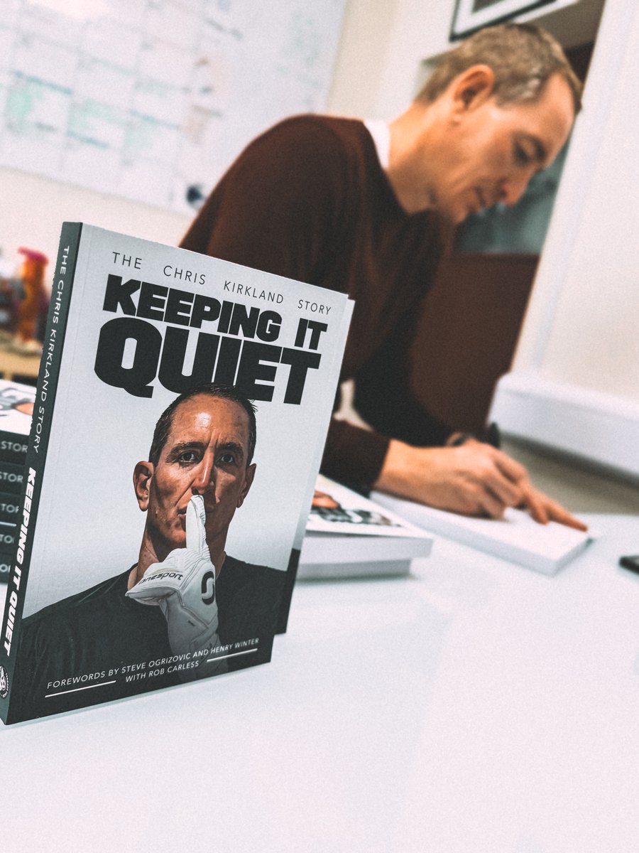 It was a pleasure to welcome Chris Kirkland to WS9 today to sign copies of his book - Keeping it quiet.

Pick up your signed copy here while stocks last curtis-sport.com/all-programmes…