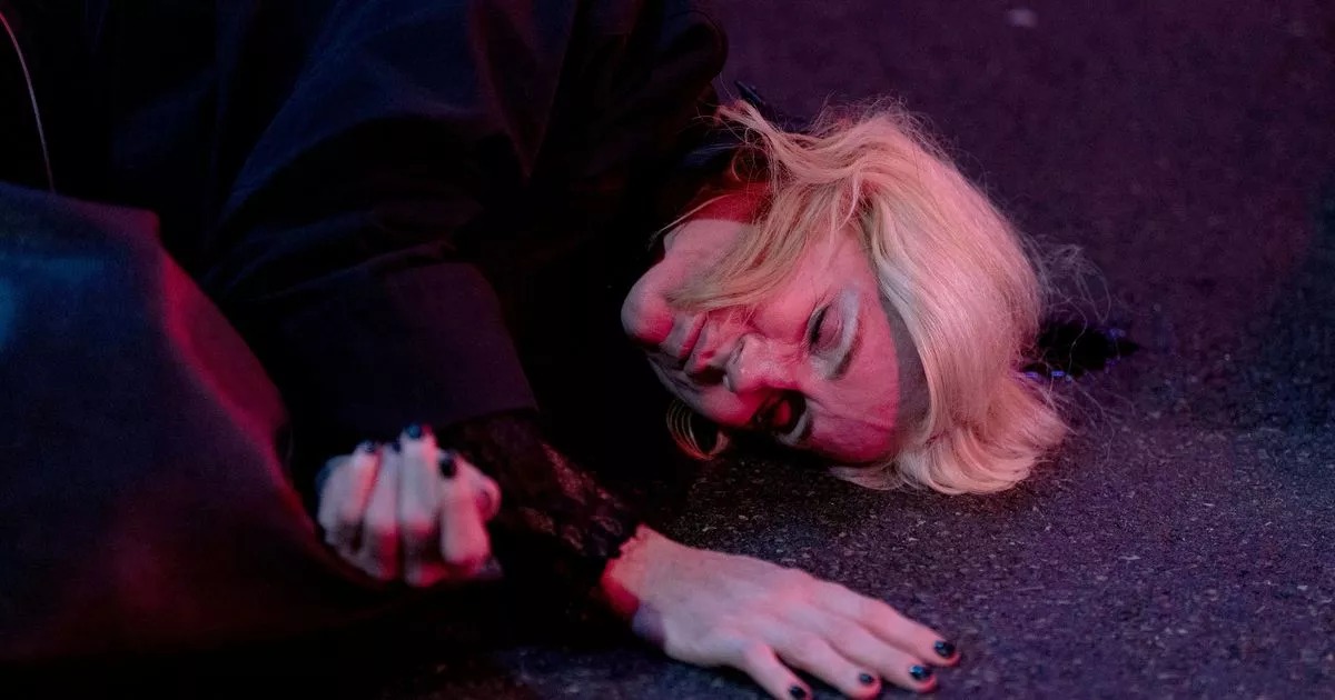 EastEnders spoilers: Cindy's lifeless body discovered as double exit  announced https://t.co/vat5VeJ7Gs