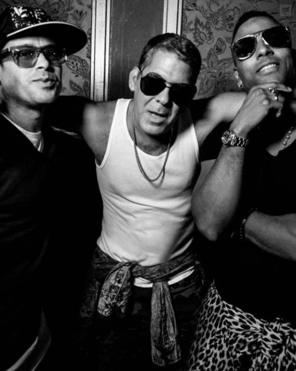 MrOFFSIDER's tweet image. C A R T E L A Z O

Se anunciaron los artistas que estarán en los tres días del @Quitofest 2025. Una locura. Acá el repaso: 

Día 1 – 28 de noviembre
Orishas
Los Amigos Invisibles
La Malamaña
Kev Santos Band
Luis Alcívar
Iguana Brava

Guanaco
La Santísima Voladora
Inmortal Kultura…